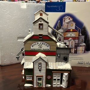 Snow Village “The Farmer’s Co-op Granary”